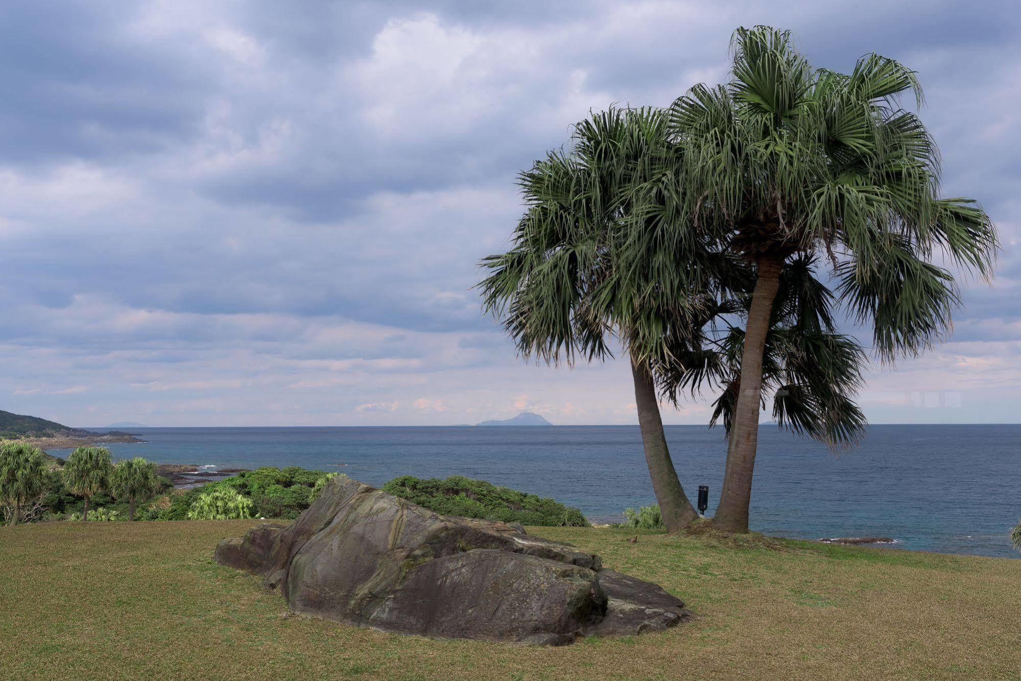 The Hotel Yakushima Ocean & Forest Eksteriør billede