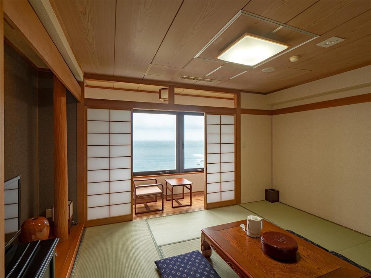 The Hotel Yakushima Ocean & Forest Eksteriør billede